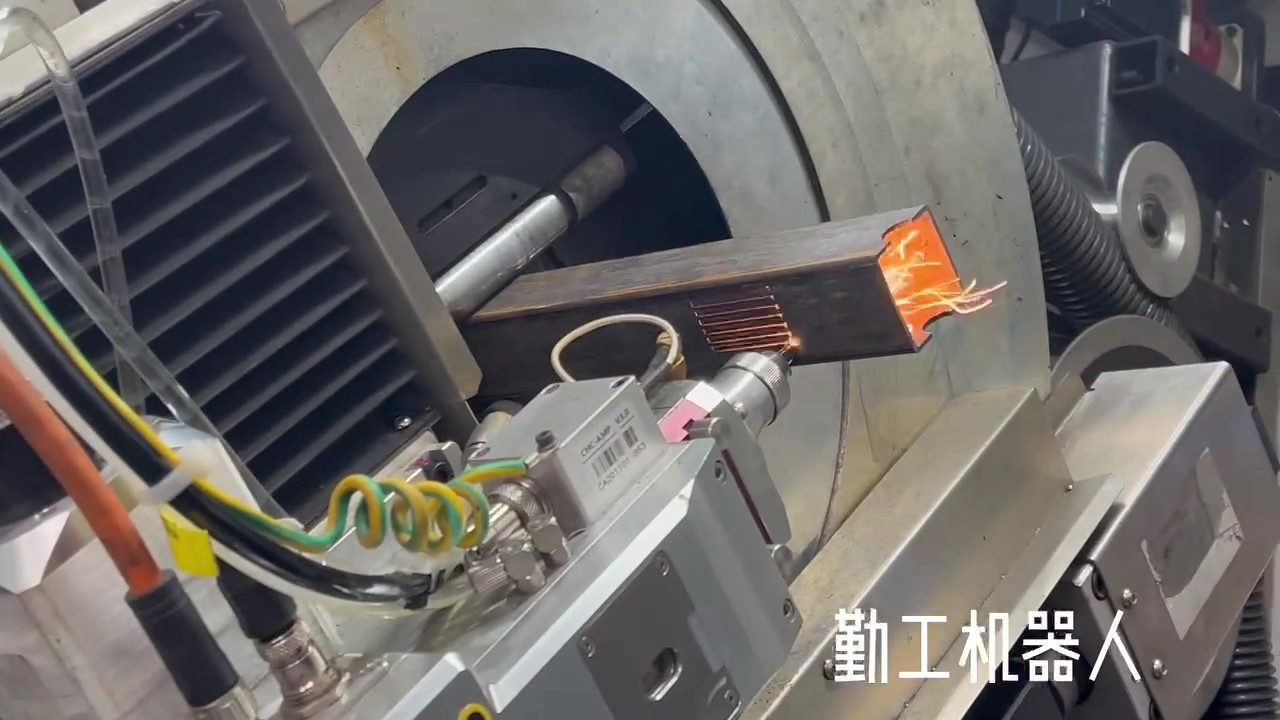 方管多關節(jié)激光切割